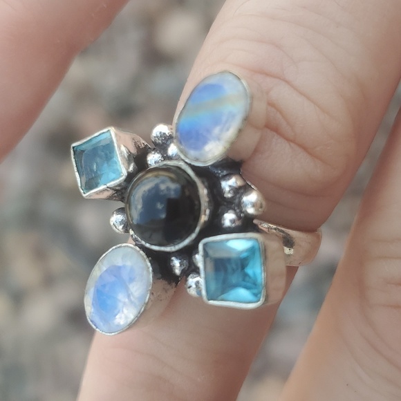 New Mystic Quartz, Blue Topaz & Black Onyx Silver Ring. - Picture 10 of 16